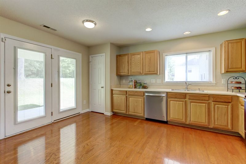 918 Obsidian Way, Durham, NC 27703
