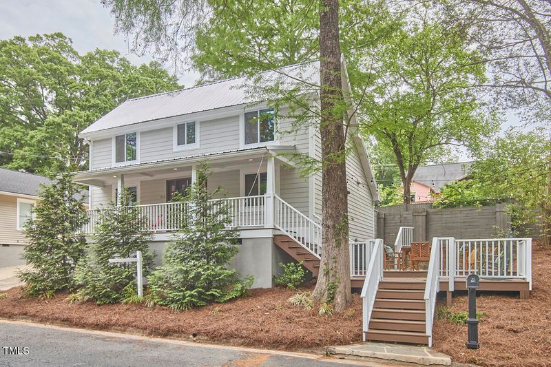 918 Orient St, Durham, NC 27701
