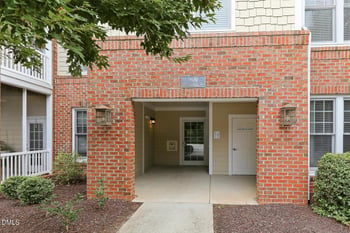 918 Portstewart Dr, Cary, NC 27519