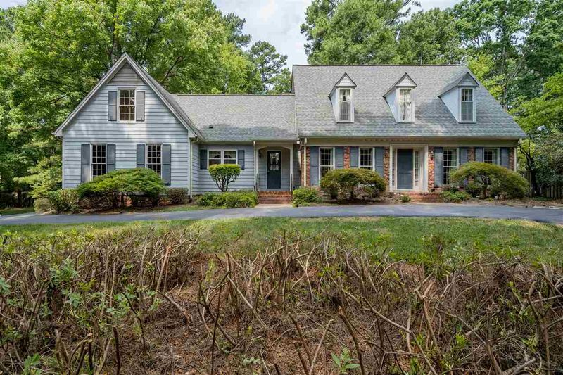 918 Queensferry Rd, Cary, NC 27511
