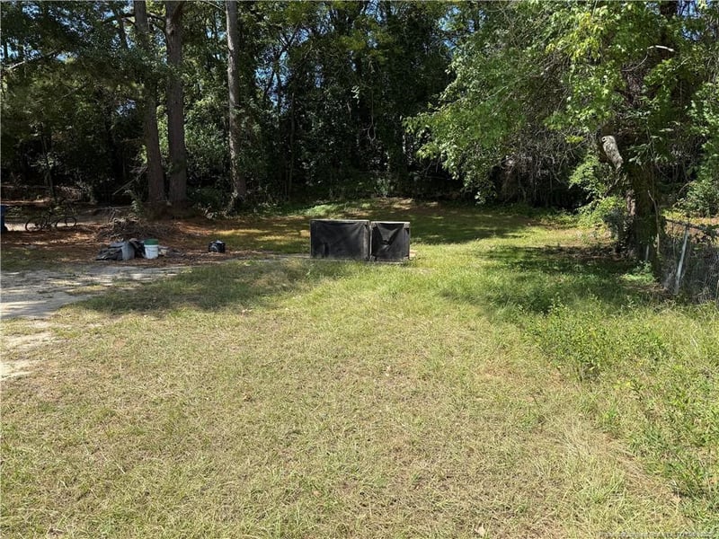 918 Rochester Dr, Fayetteville, NC 28305