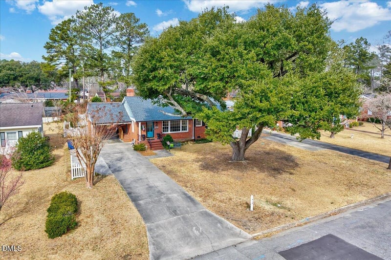 918 Vermont St, Smithfield, NC 27577