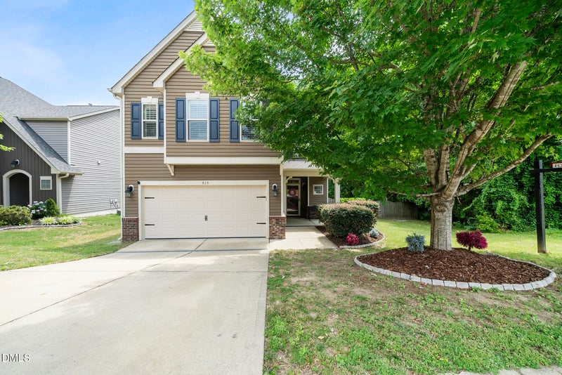 919 Award St, Fuquay Varina, NC 27526