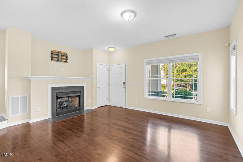 919 Branch Line Ln, Apex, NC 27502