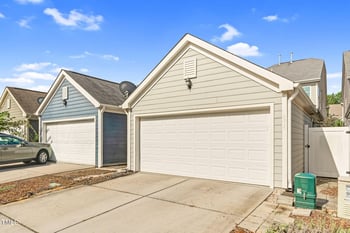 919 Branch Line Ln, Apex, NC 27502