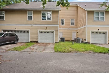 919 Cora Lee Dr, Fayetteville, NC 28303