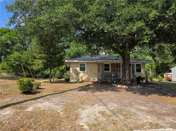 919 Fleetwood Dr, Fayetteville, NC 28305