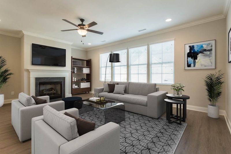 919 S Franklin St, Wake Forest, NC 27587