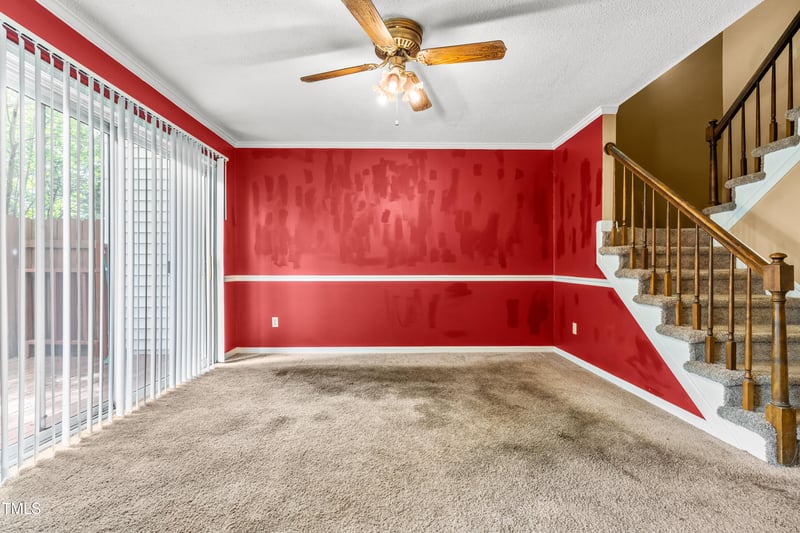 919 Lexington Ct, Cary, NC 27511