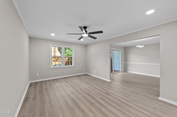 919 Lexington Ct, Cary, NC 27511