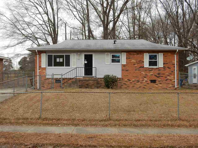 919 Waring St, Durham, NC 27704