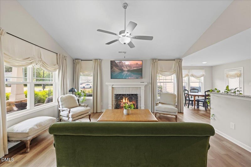 92 Apple Grove Ln, Four Oaks, NC 27524