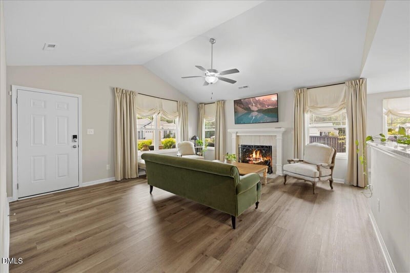 92 Apple Grove Ln, Four Oaks, NC 27524