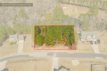 92 Carter Dr, Sanford, NC 27332
