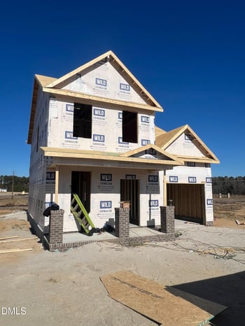 92 Coulter Ct, Selma, NC 27576