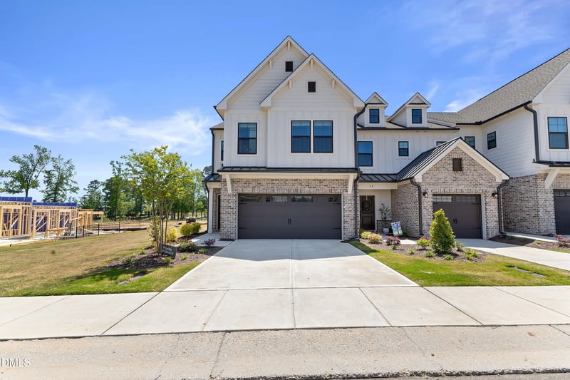 92 N District Ave N, Clayton, NC 27527