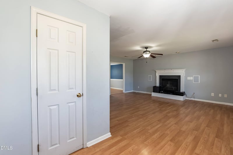 92 Essex Ct, Sanford, NC 27332