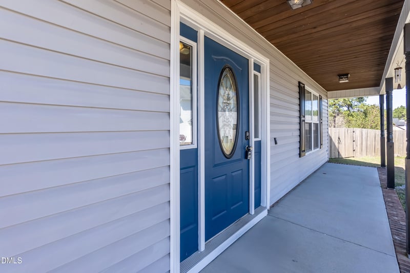 92 Essex Ct, Sanford, NC 27332