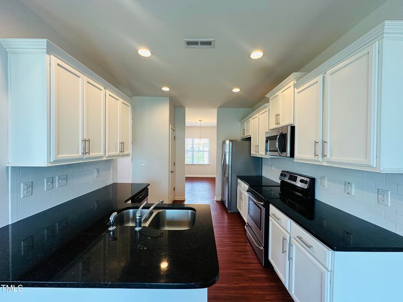92 Gaillardia Way, Clayton, NC 27527