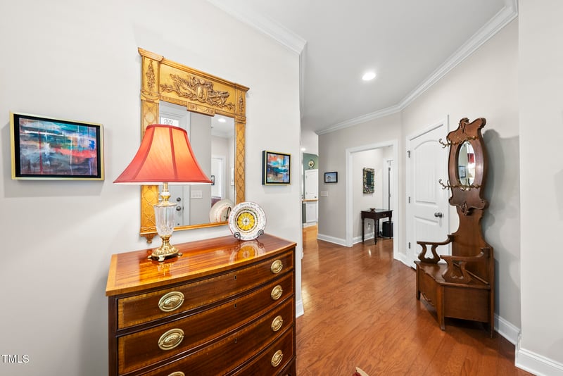 92 Heatherwood Dr, Chapel Hill, NC 27516