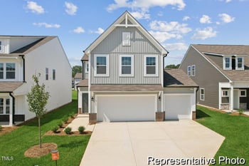 92 Horseshoe Pl, Angier, NC 27501