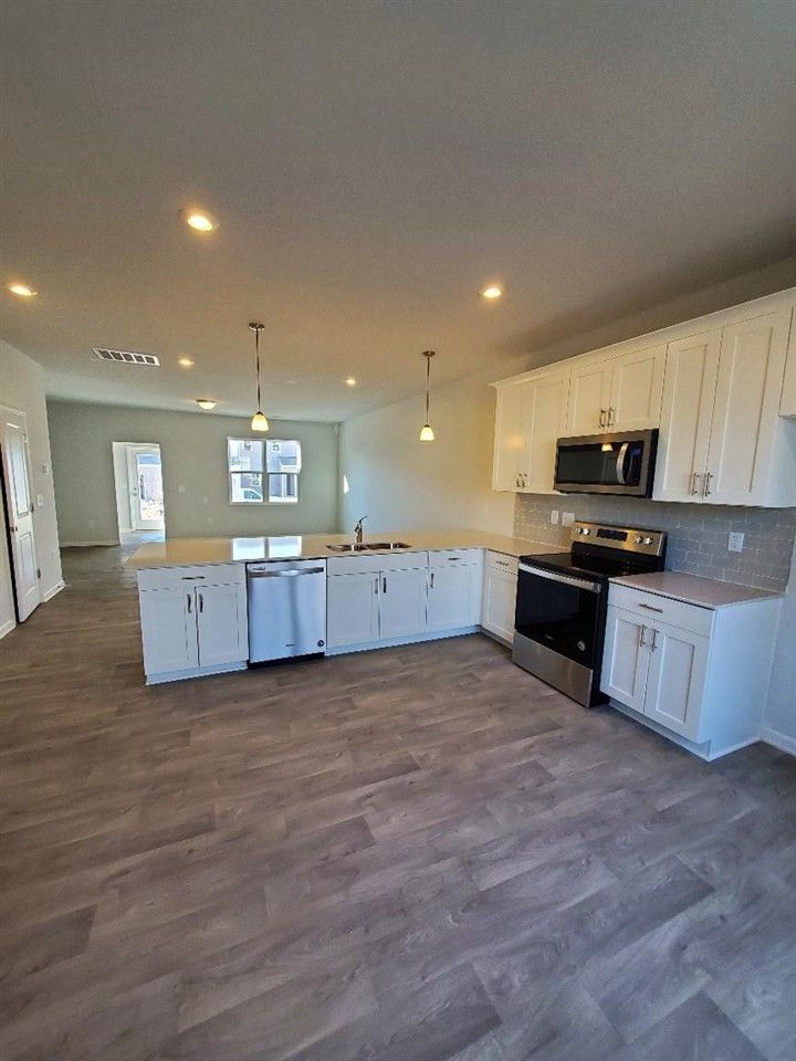 92 Liam St #87, Clayton, NC 27520