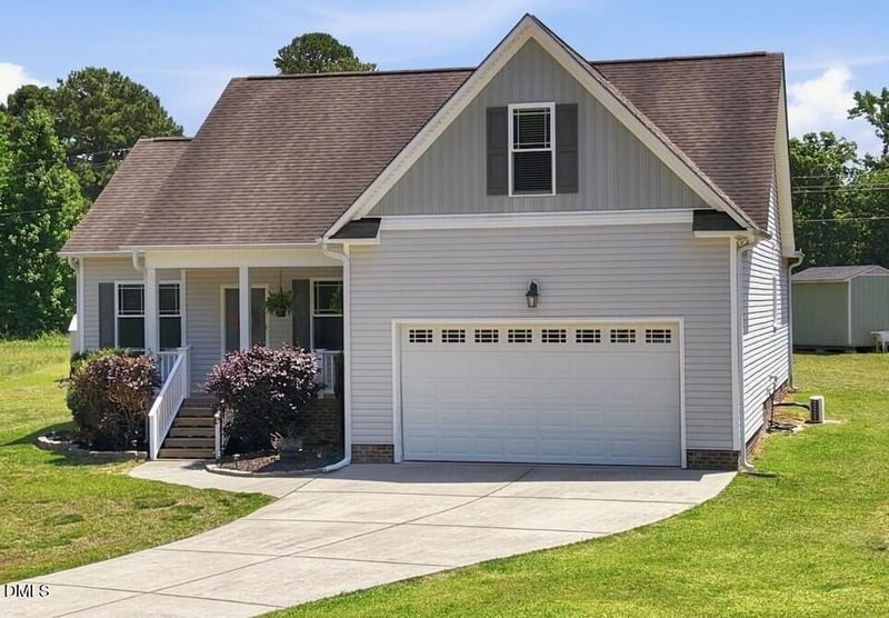 92 Poston Ct, Benson, NC 27504