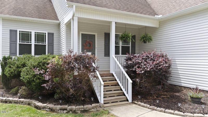 92 Poston Ct, Benson, NC 27504