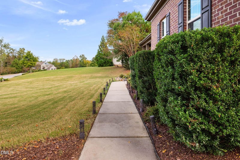 92 Rolling Meadows Ln, Chapel Hill, NC 27517