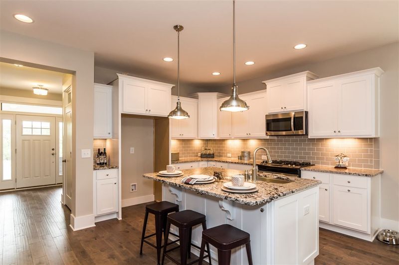 92 Tyner Loop Cir, Chapel Hill, NC 27516