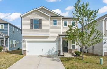 92 White Ash Dr, Clayton, NC 27527