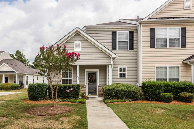 920 Cinnamon Dr, Durham, NC 27713