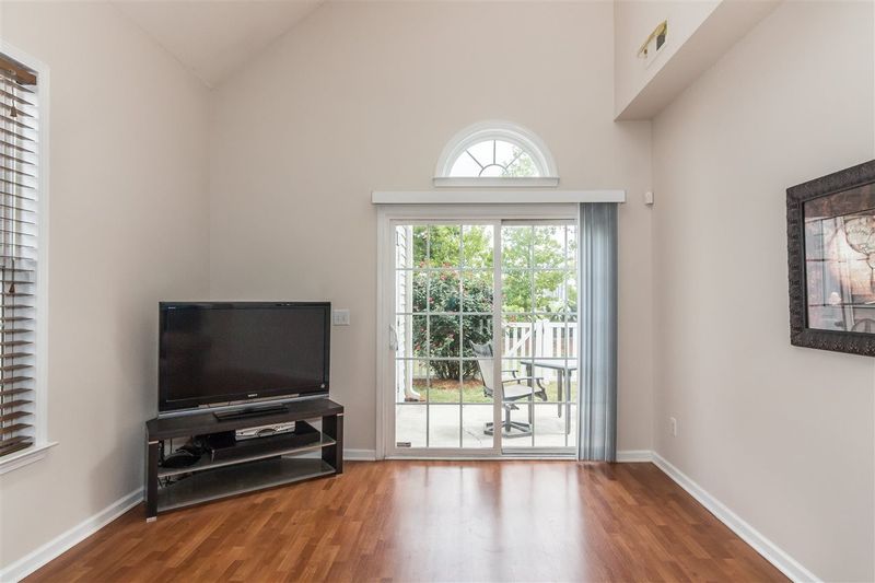 920 Cinnamon Dr, Durham, NC 27713