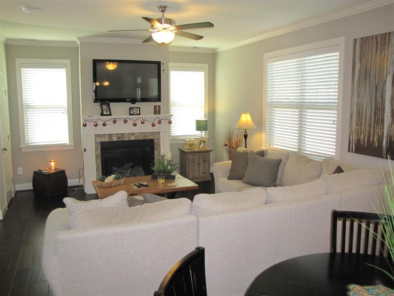 920 Palm Ct, Mebane, NC 27302