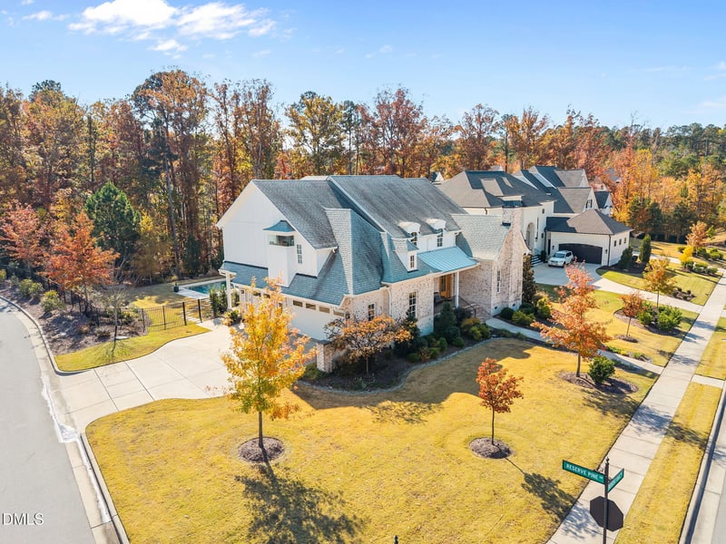 920 Regent Oak Dr, Cary, NC 27519