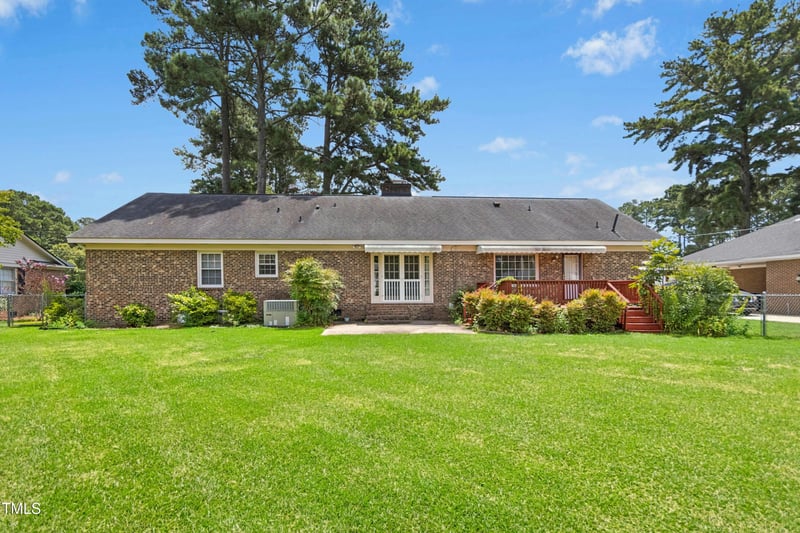 920 Rollingwood Dr, Wilson, NC 27893