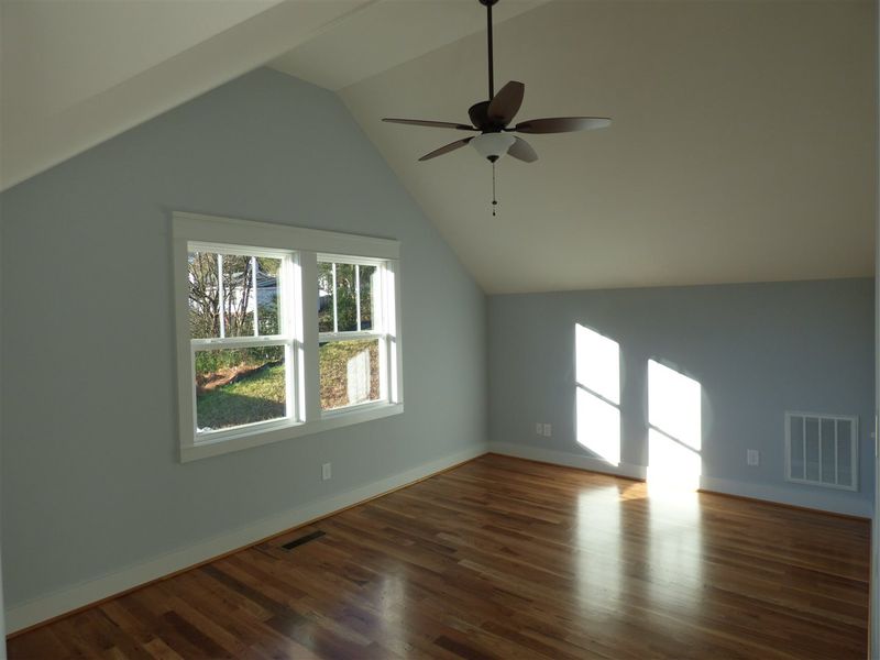 920 Scout Dr, Durham, NC 27707