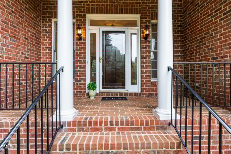 920 Shadywood Ln, Raleigh, NC 27603