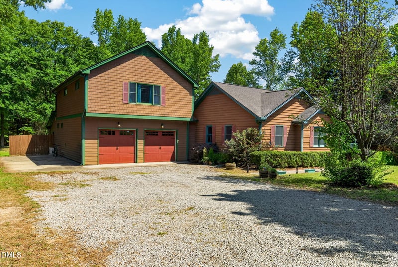 920 Wagstaff Rd, Fuquay Varina, NC 27526