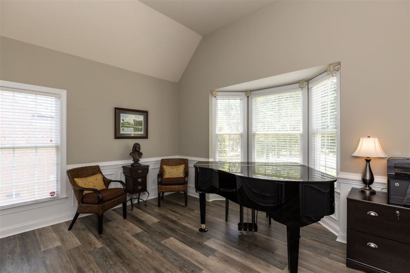 9200 Tawny Chase Dr, Raleigh, NC 27617