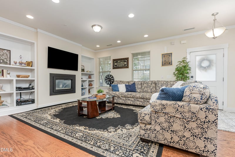 9202 Giralda Walk, Raleigh, NC 27617