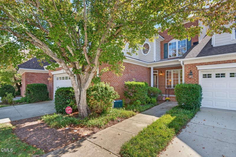 9203 Fawn Lake Dr, Raleigh, NC 27617