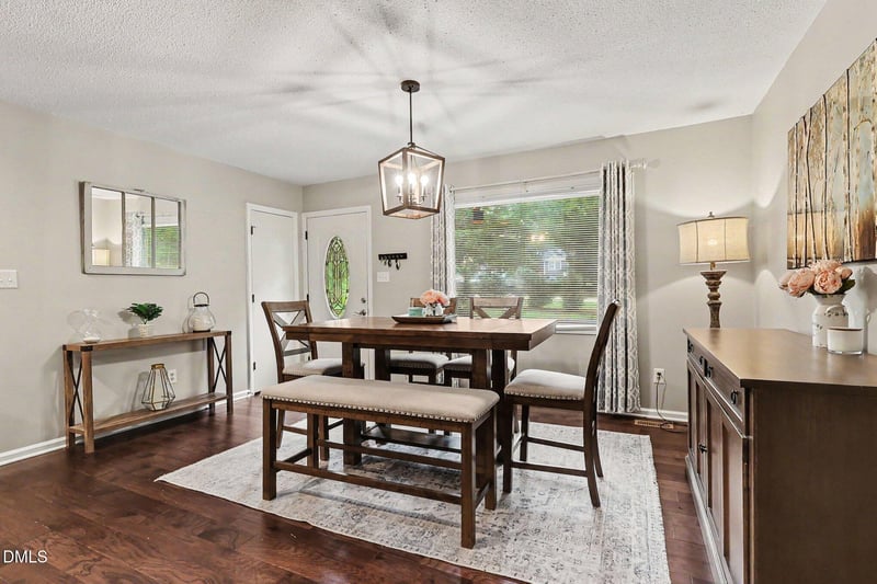 9208 Holly Springs Rd, Apex, NC 27539