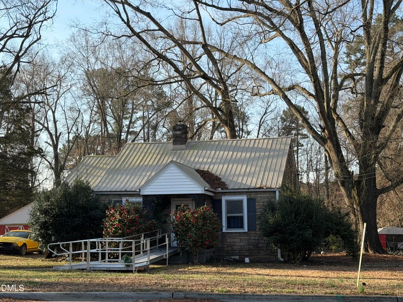 921 Chalk Level Rd, Durham, NC 27704