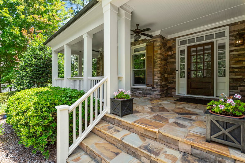 921 Edgewater Dr, Garner, NC 27529