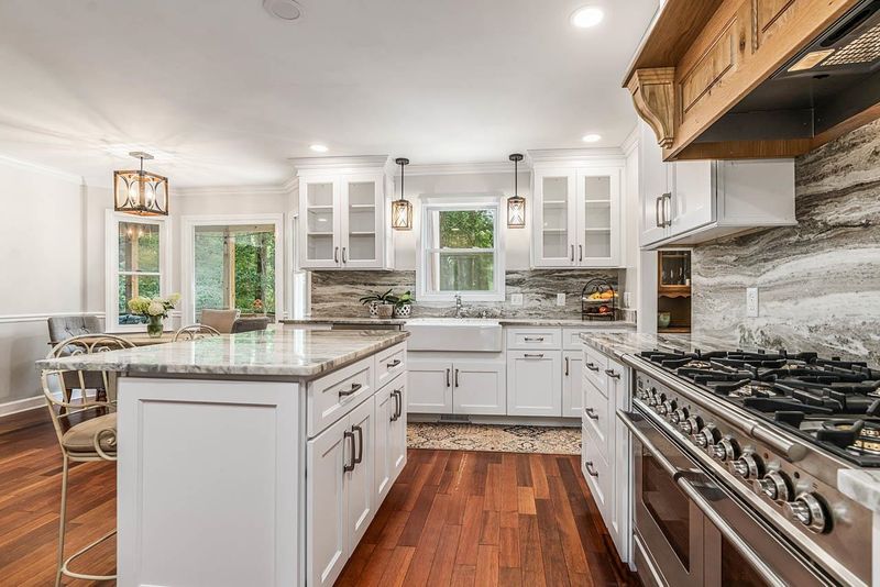 921 Fairlong Rd, Wake Forest, NC 27587