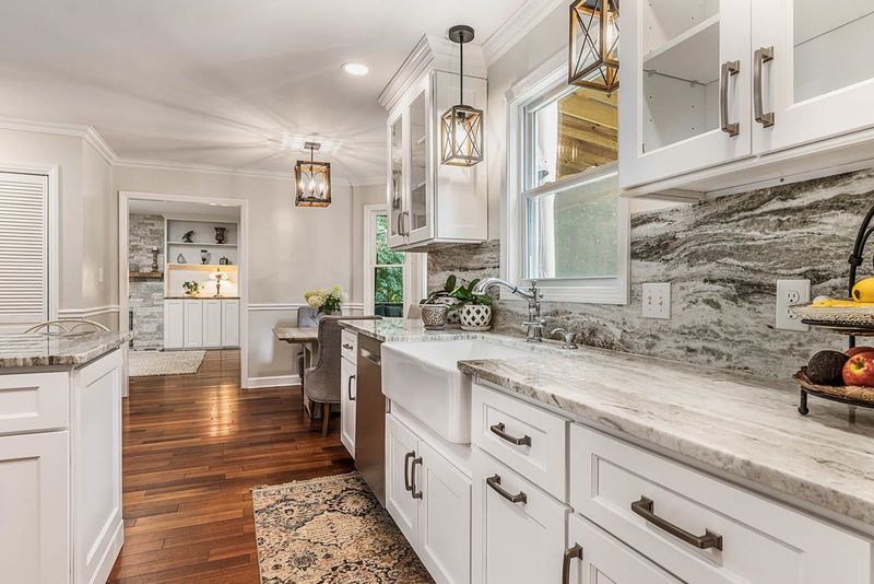 921 Fairlong Rd, Wake Forest, NC 27587