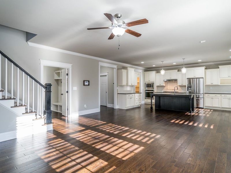 921 Hollymont Dr, Holly Springs, NC 27540