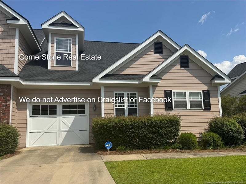 921 Kensington Park Rd, Fayetteville, NC 28311