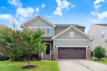 921 Lemster Ln, Cary, NC 27519